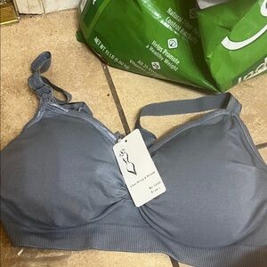 Gray maternity bar in Asian size large